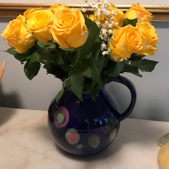 Welcome to my closet! - Picture 3 of 3